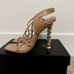 Fashion Nova Hit The City Heels