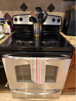 Electric kitchen Stove/ Range