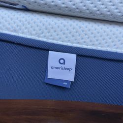 Amerisleep/Reverie queen size mattress and adjustale base