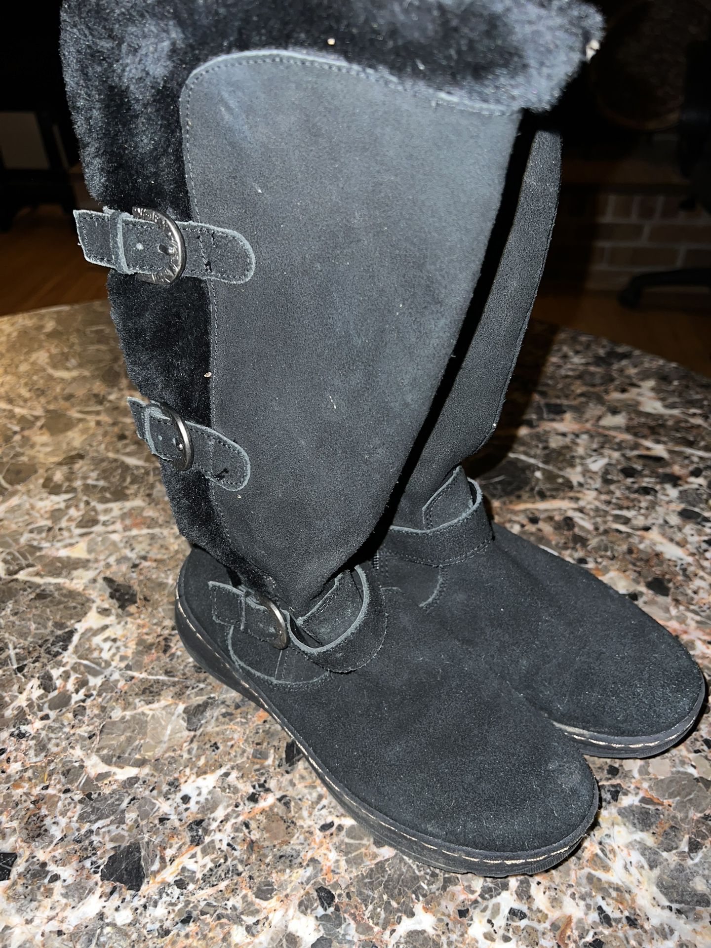 Ladies Womens sz 7 BareTraps Ayden black suede high snow boots 