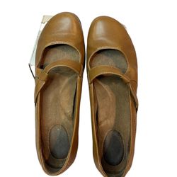 Hush Puppies Mary Jane Shoes Brown Womens Size 10 Footwear Leather Comfort Strap