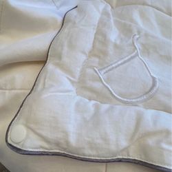 Delara organic cotton/wool queen comforters