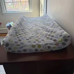 Free Changing Pad With 3 Covers