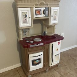 Toy Kitchen