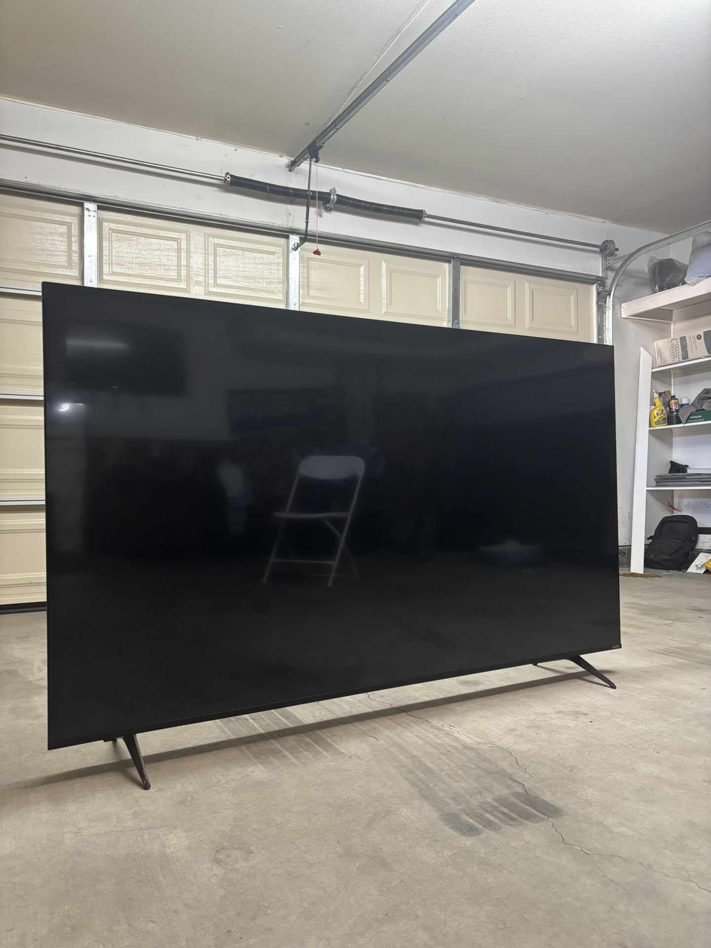 70’ Vizio Smart Led Tv