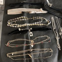 Set Of Choker Necklaces 
