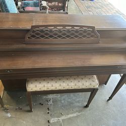 Electramatic Player Piano With Music Rolls