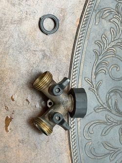 Brass Garden Hose 2-Way Splitter Valve