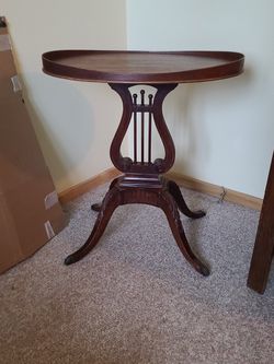 Mahogany Mersman Harp/Lyre Side Table