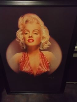 Marilyn Monroe Framed Portrait Print