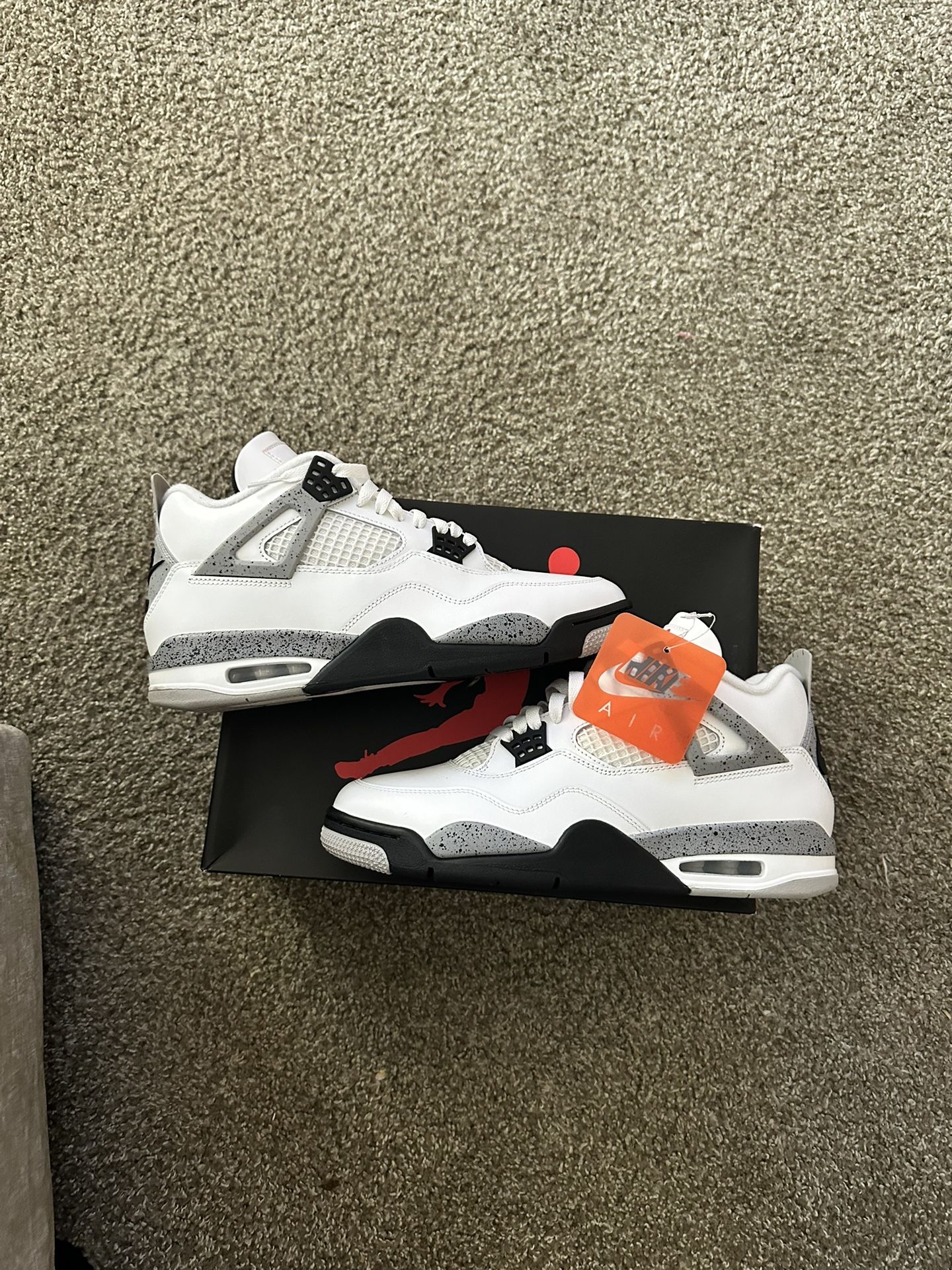 White Cement Jordan 4