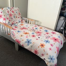 FREE toddler Bed - Will Deliver To You