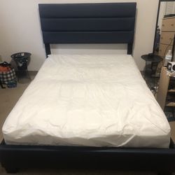 Blue Full Size Bed Frame And Mattress 