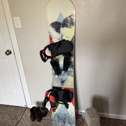 Spectrum Snowboard And Burton Bindings