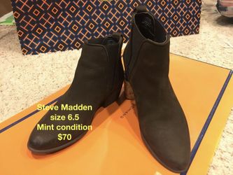 Steve Madden Suede Dark Brown Boots