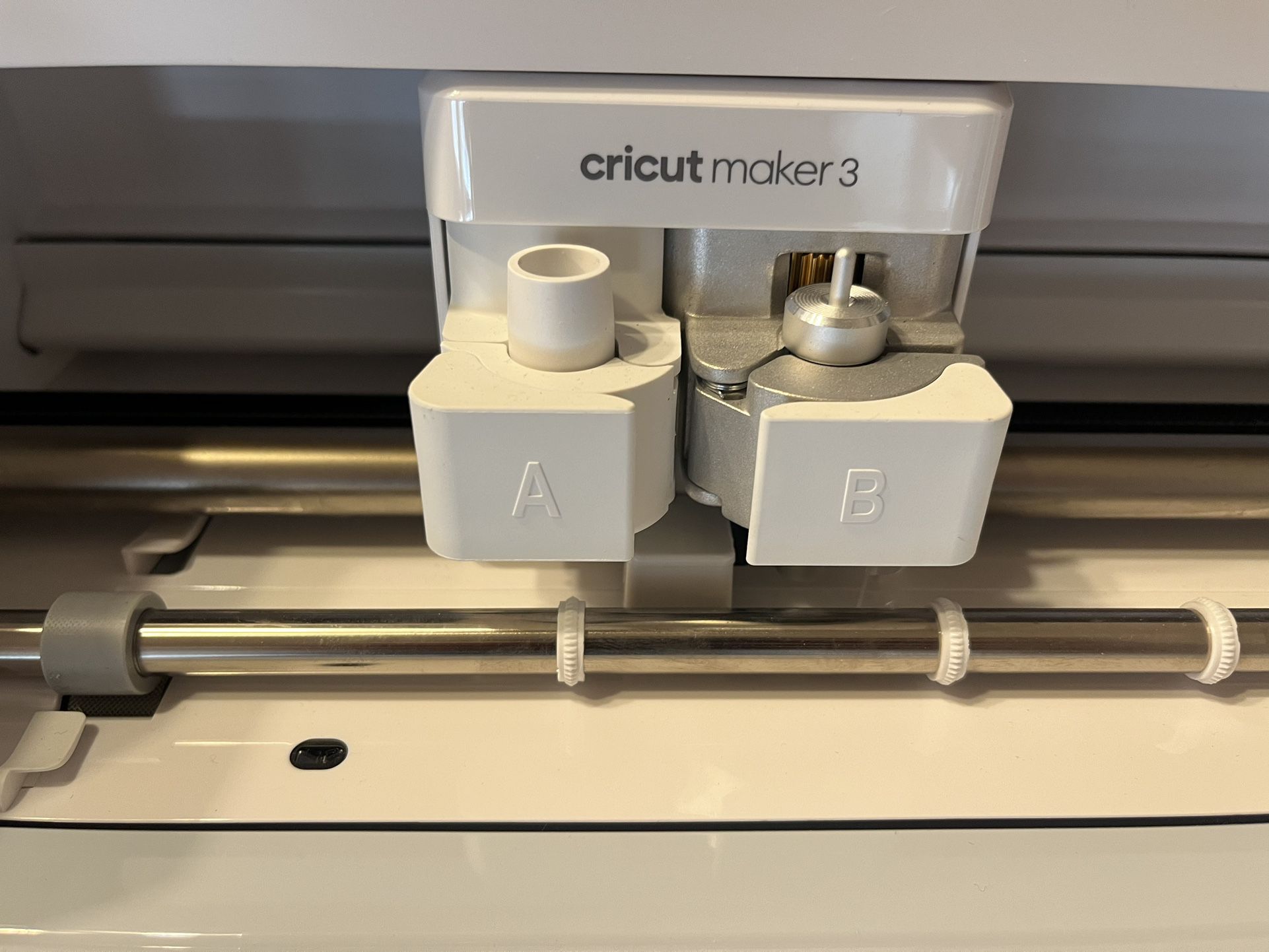 Cricut Maker 3 - Smart Cutting Machine, 2X Faster & 10X Force, Matless  Cutting