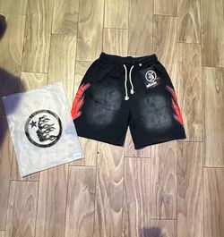 Hellstar Black and white shorts with a unique design Size L