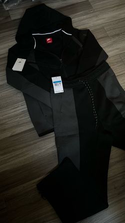 NIKE TECH 2026 FULL SWEATSUIT (M/L/XL)