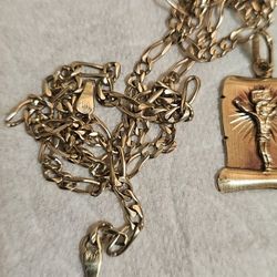 14k Gold Chain And 14k Gold Charm...11.90 Grams Total
