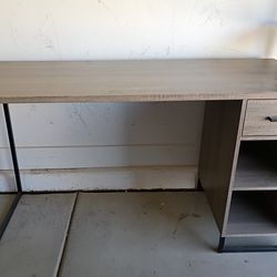 $25 Desk