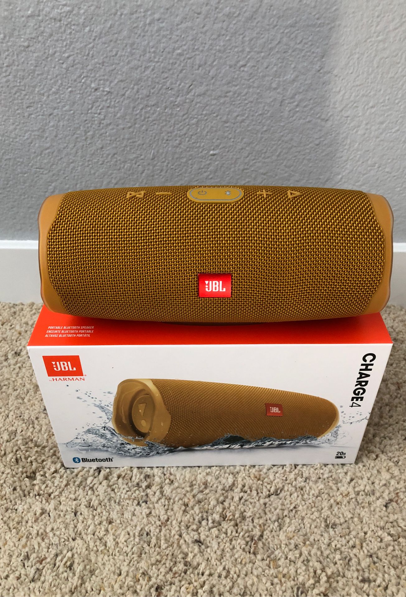 JBL CHARGE 4