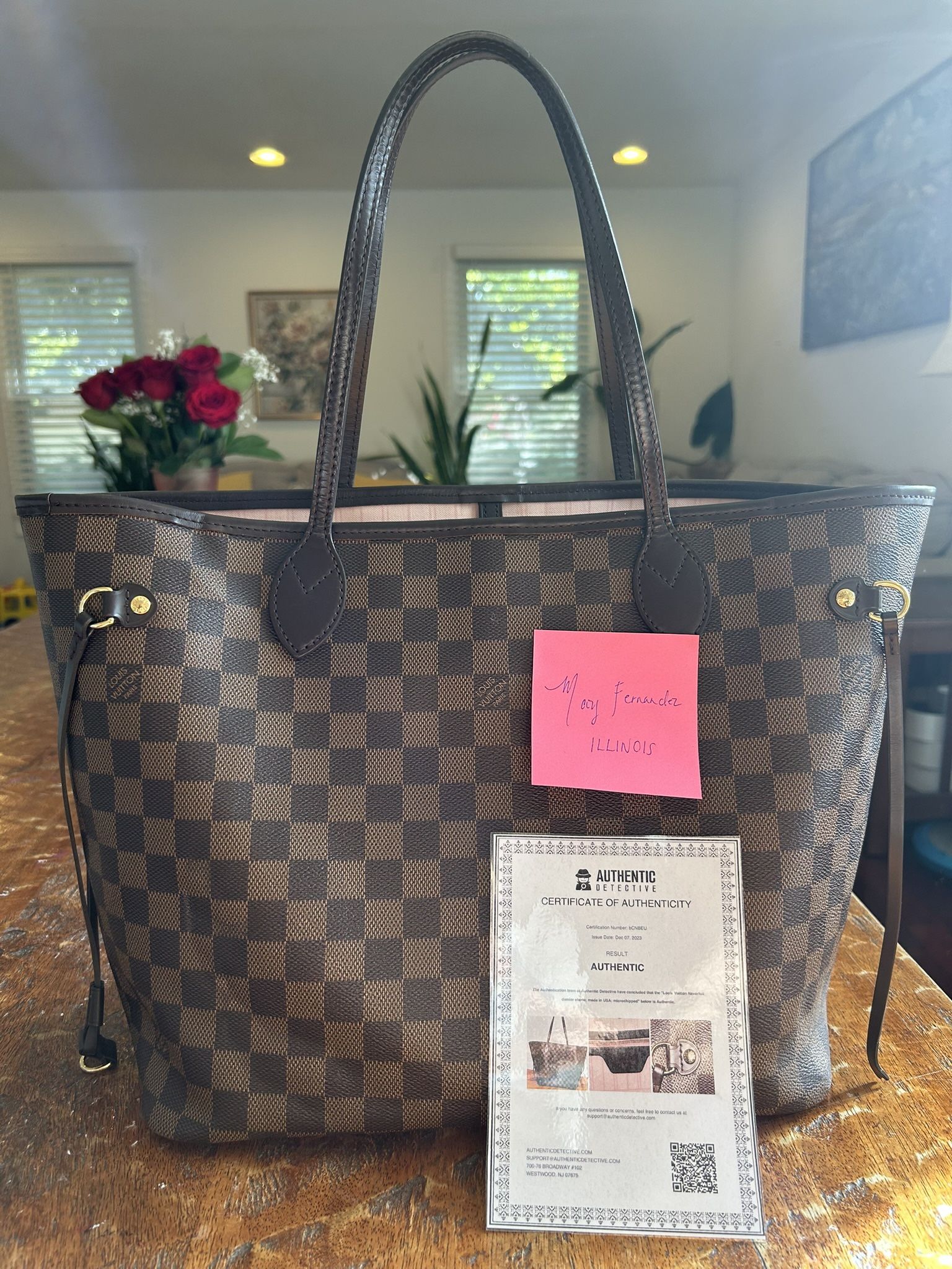 Louis Vuitton Neverfull MM 