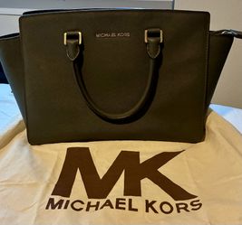 Michael Kors bag