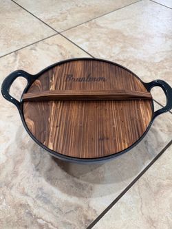 Macys pan like Dutch oven