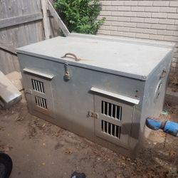 Dog Box