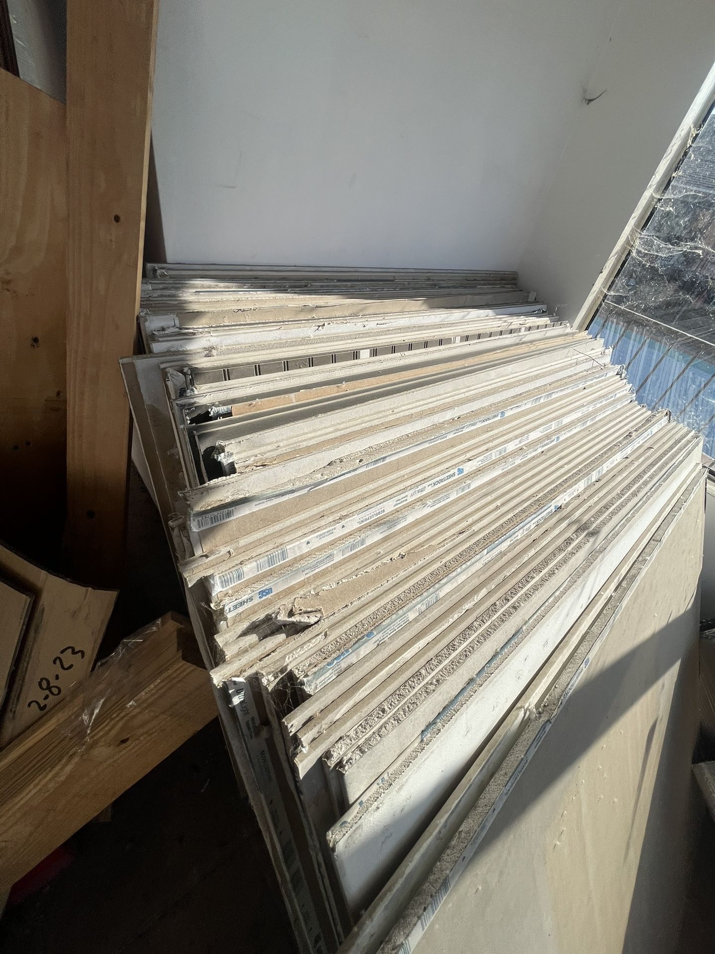 FREE USED DRYWALL for Sale in Gardena, CA OfferUp