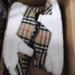 Burberry Shoes