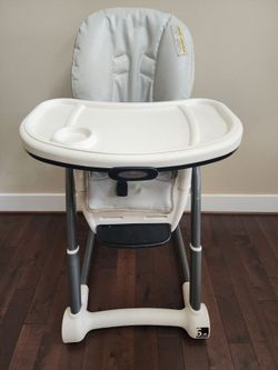 Graco 6-in-1 Convertible High Chair (Grey/White)
