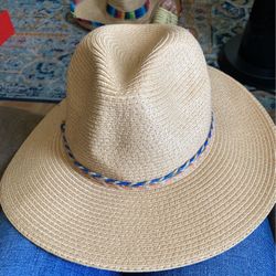 Women’s Hat Brand New