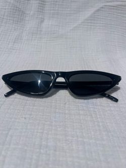 Saint Laurent Black Cat-Eye sunglasses