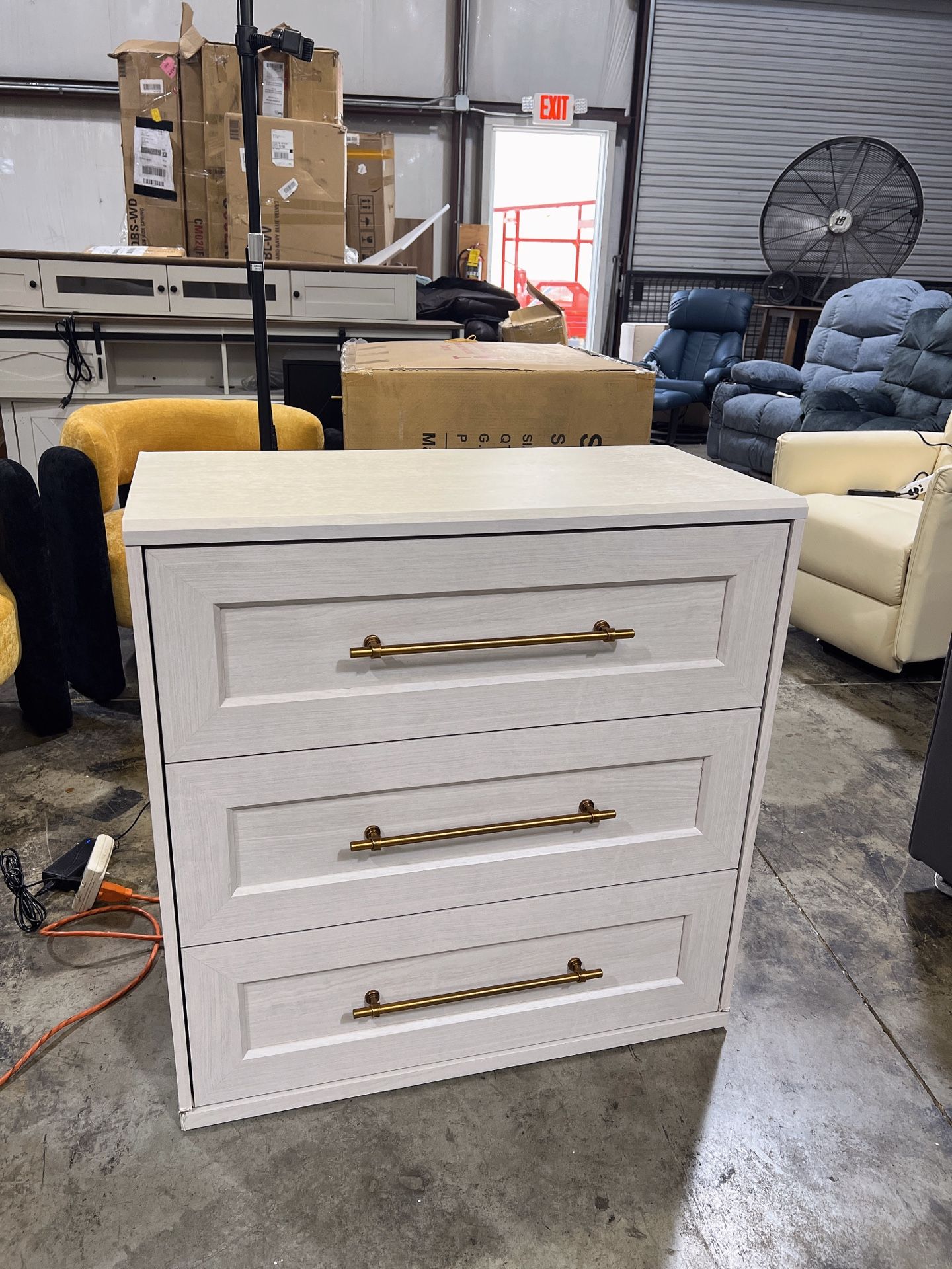 🔥Spicer discount only one 🔥mopio Blake 3 Drawer Dresser for Bedroom, Chest of Drawers, Wood Dresser Organizer, Modern Farmhouse, Tall Night Stand, E