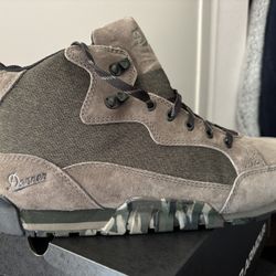 DANERS BOOTS