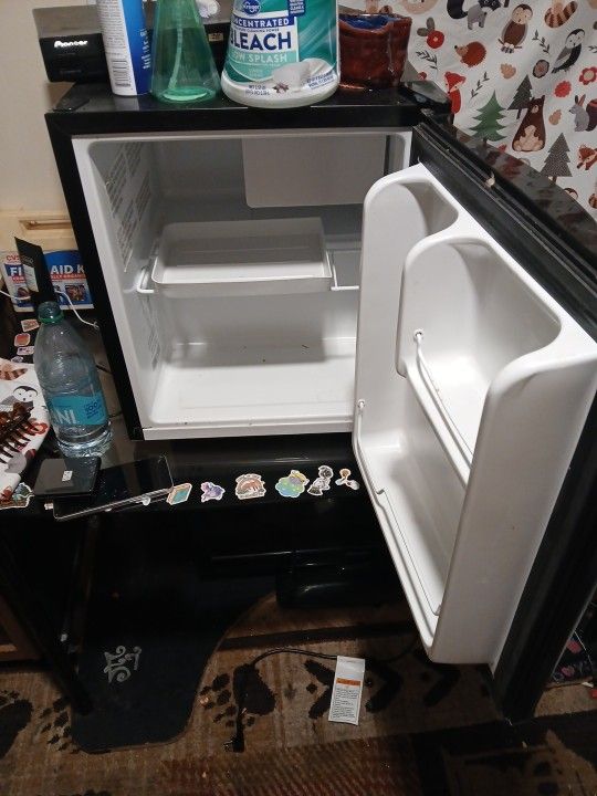 Mini Fridge