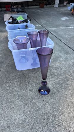Purple vases for events