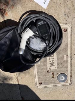 VATID EV Charger with Cable and Bag