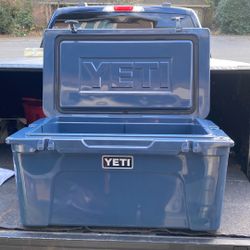 YETI Tundra 65 Navy 48 qt Hard Cooler