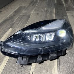 2021-2023 TESLA MODEL 3 Y HEADLIGHT DRIVER SIDE OEM