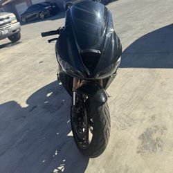 2012 Triumph Daytona 675