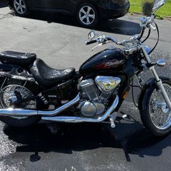 2007 Honda Shadow VLX Motorcycle 