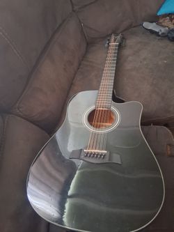 12 string guitar