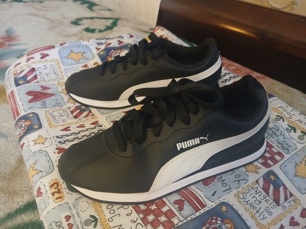Nike Cortez Style Puma Shoes