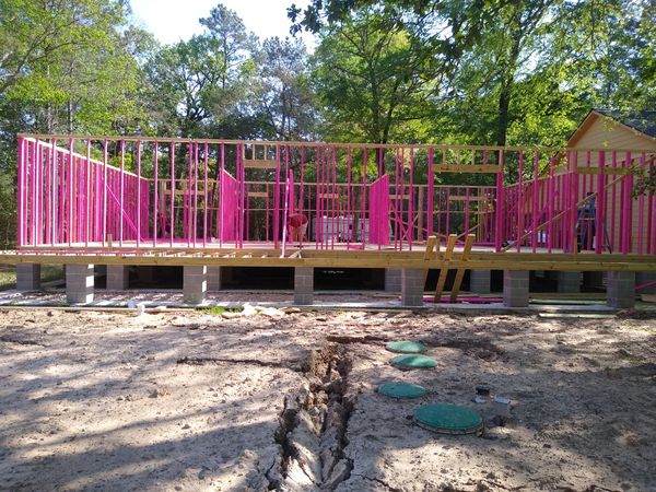 Se hacen casas I do it new construction and remodelinng and patio