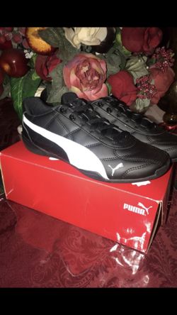 NEW Puma shoes size 6 1/2. $40