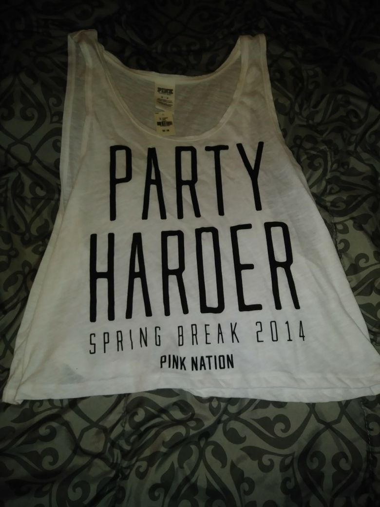 8.00 new with tags. Medium.