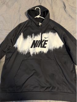 Men’s Nike hoodie