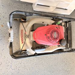 Honda grass trimmer - Great condition